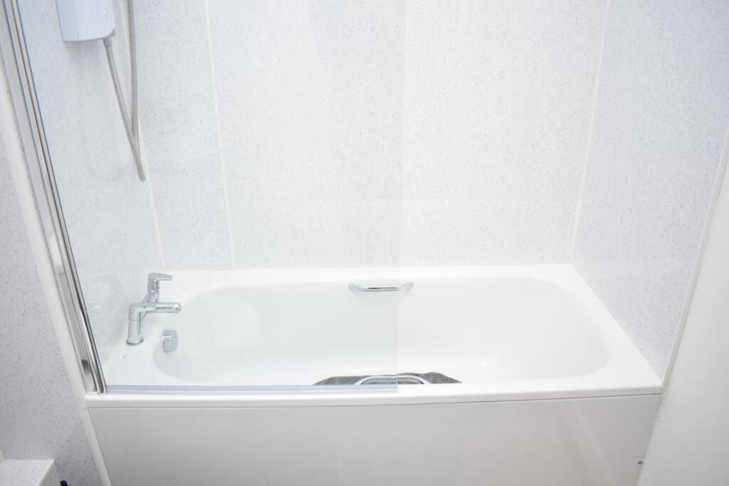 Modern & Bright 1 Bed For 4 Close To City Centre! EDI Eksteriør bilde