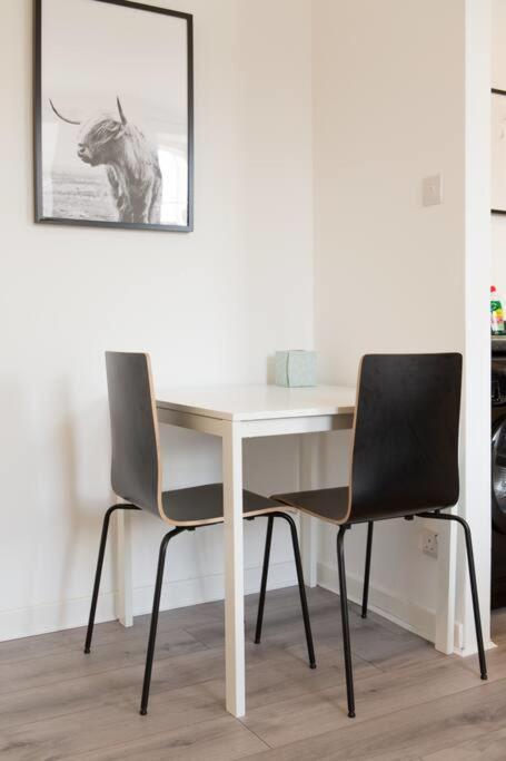 Modern & Bright 1 Bed For 4 Close To City Centre! EDI Eksteriør bilde